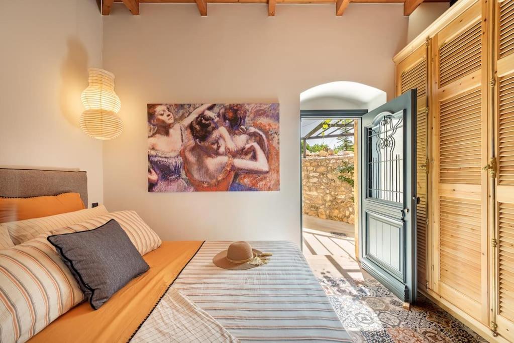 Villa Aiolia Kondoyenadha ภายนอก รูปภาพ
