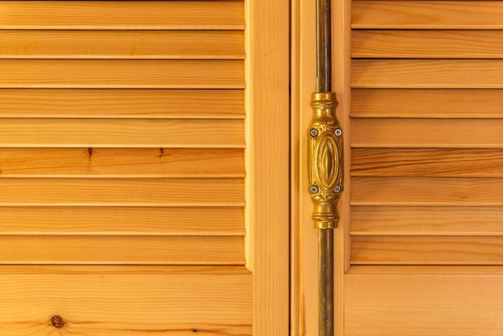 Villa Aiolia Kondoyenadha ภายนอก รูปภาพ